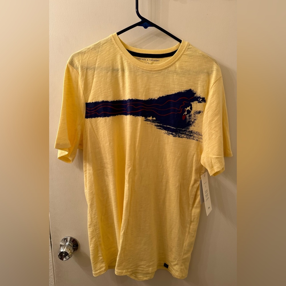 Threads 4 Thought Man T-Shirt. Size M